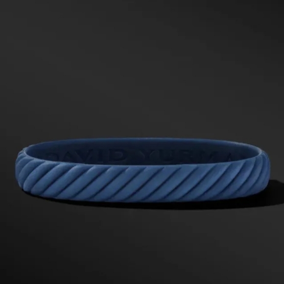 David Yurman Limited Edition Cable Blue Rubber Bracelet 10mm size (Medium) - Picture 7 of 7